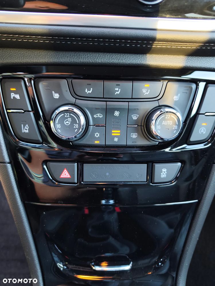 Opel Mokka X - 38