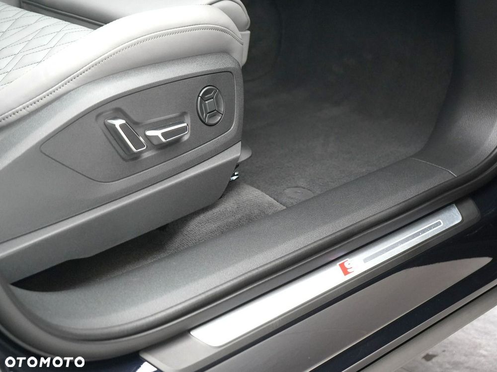 Audi Q8 Sportback e-tron - 27