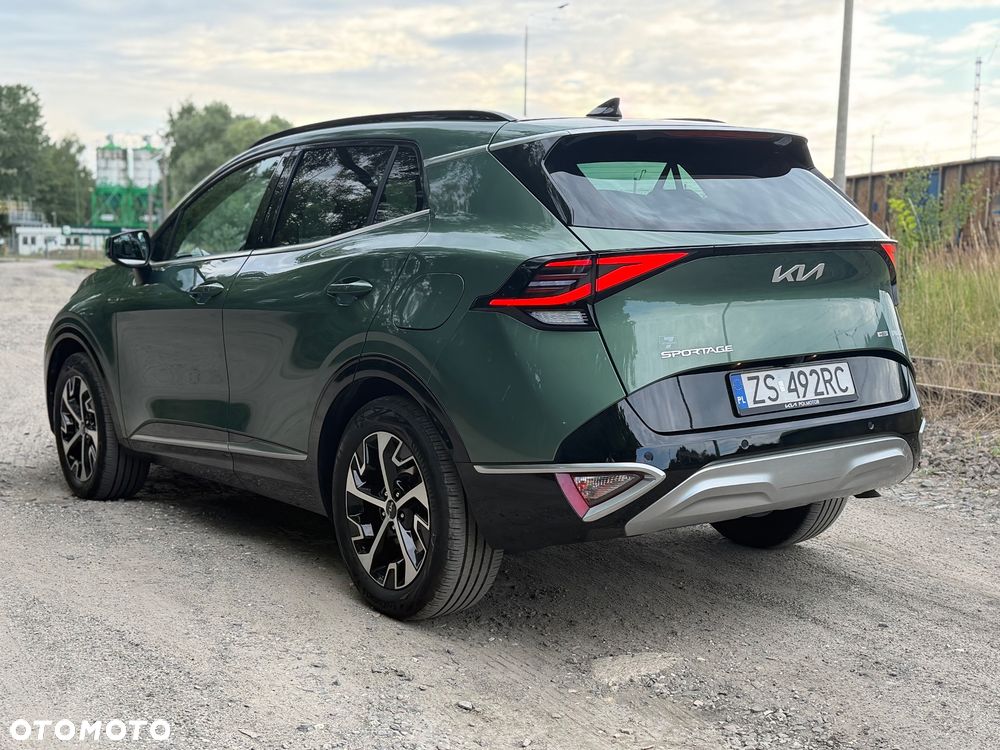 Kia Sportage 1.6 T-GDI HEV Business Line 2WD - 5
