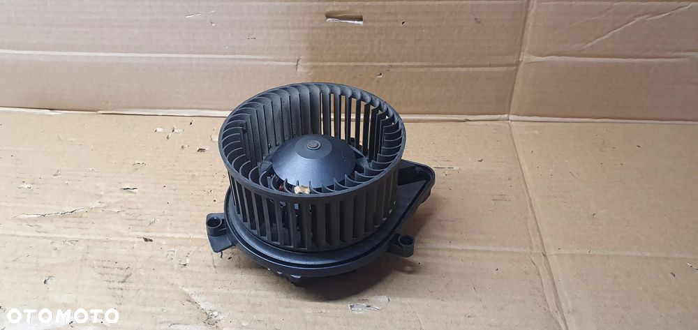 Wentylator silnik dmuchawy nagrzewnicy Audi A4 B6 8E1820021A - 5