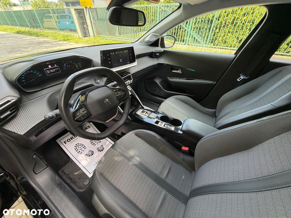 Peugeot 208 Allure - 18