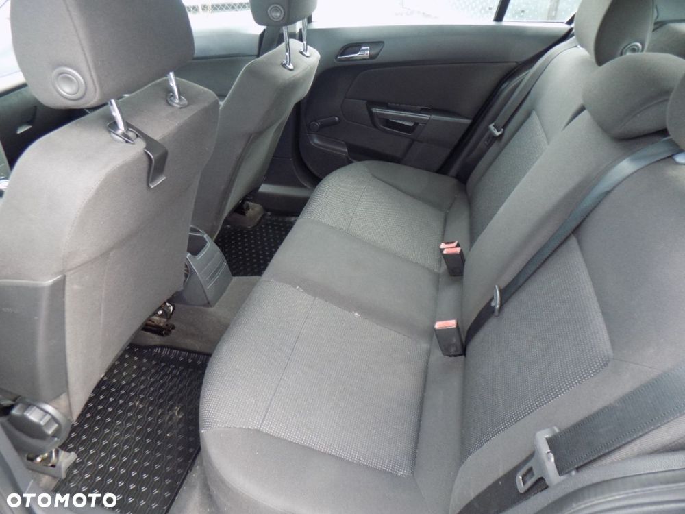 Opel Astra - 9