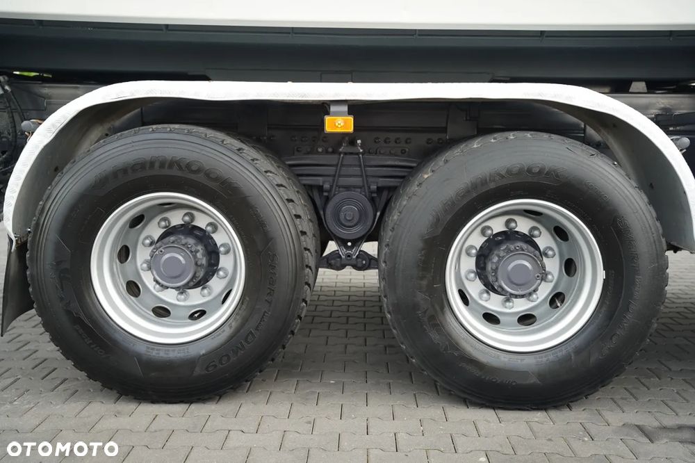 Renault C 430 / 6x4 / WYWROTKA 2 STRONNA / HYDROBURTA + HDS FASSI F155.A0.22 / STEROWANIE RADIOWE / ROTATOR / ŁYŻKA / EURO 6 / - 26