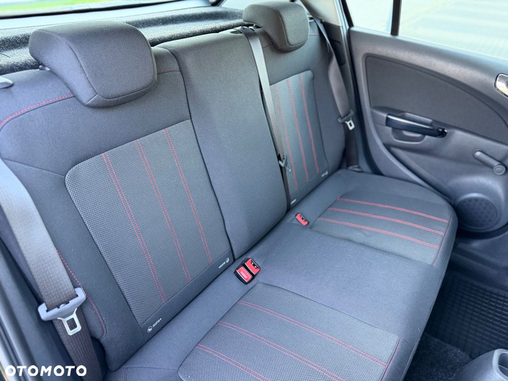 Opel Corsa - 19