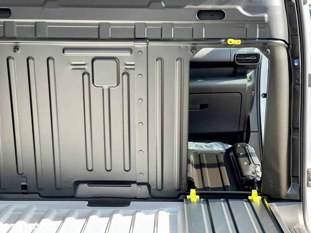 Peugeot Partner Furgon XL Diesel 130KM Manual - 12