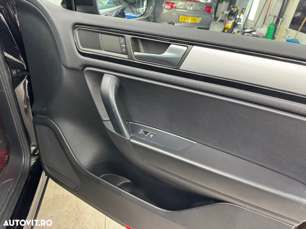 Volkswagen Touareg 3.0 V6 TDI Blue Motion DPF Automatik - 23