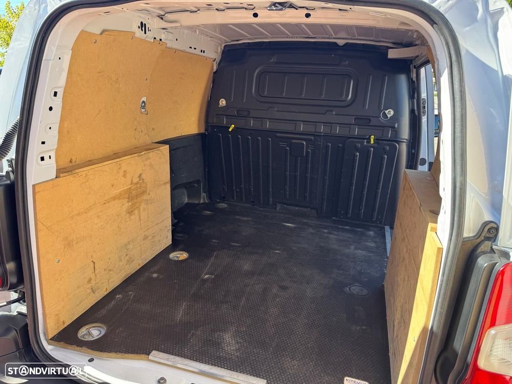 Fiat Doblo Outro - 18