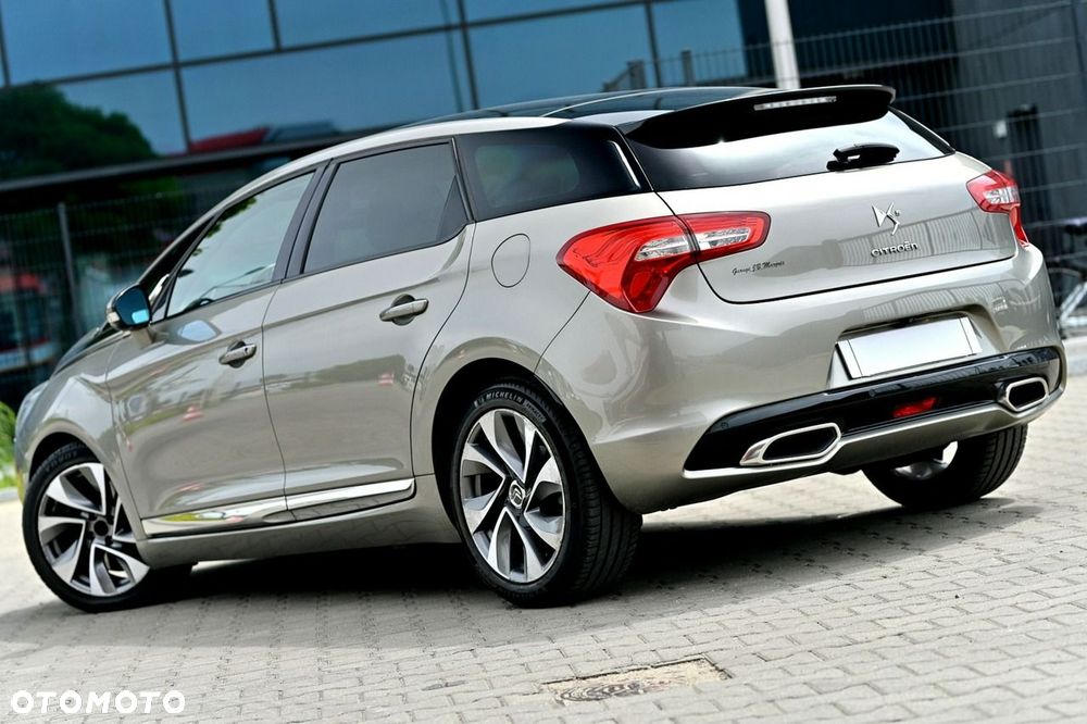 Citroën DS5 HDi 165 SportChic - 2