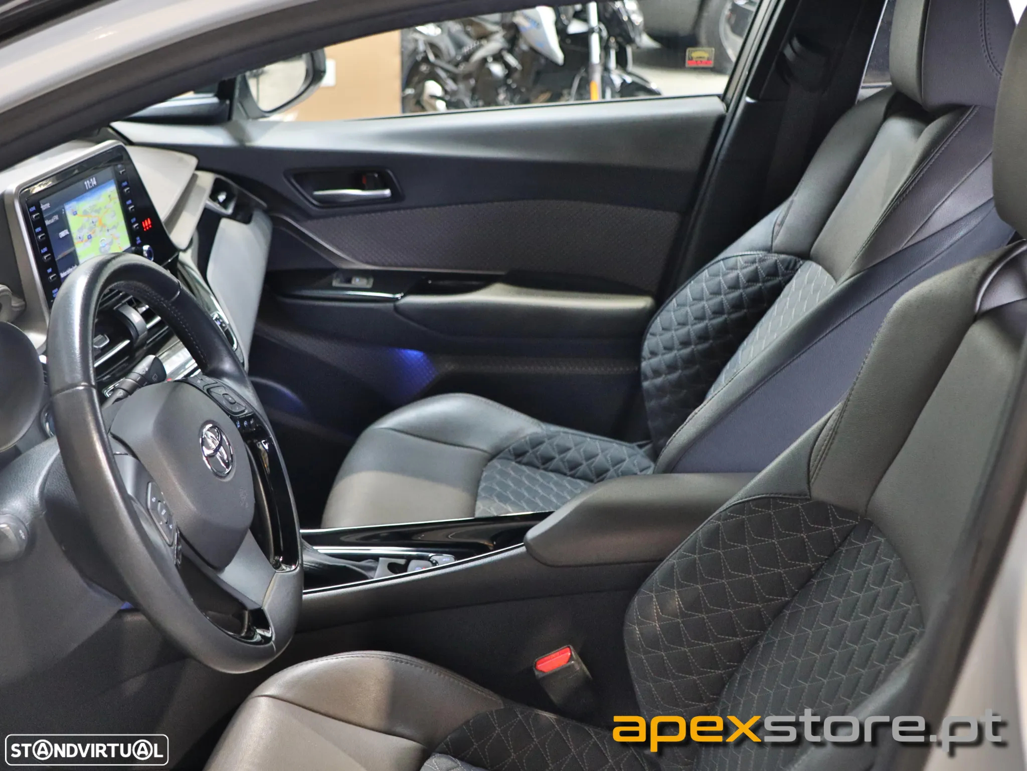 Toyota C-HR 1.8 Hybrid Exclusive+P.Luxury - 7