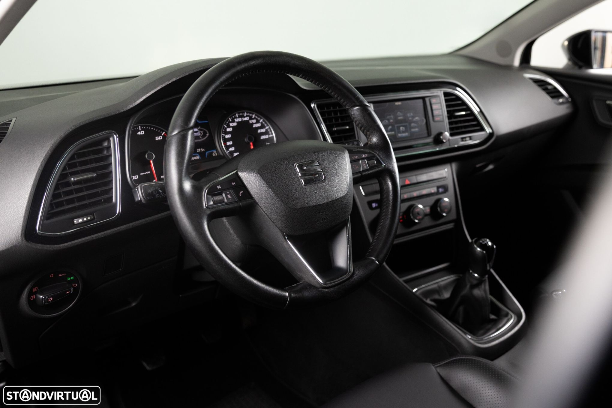 SEAT Leon 1.6 TDI Style S/S - 6