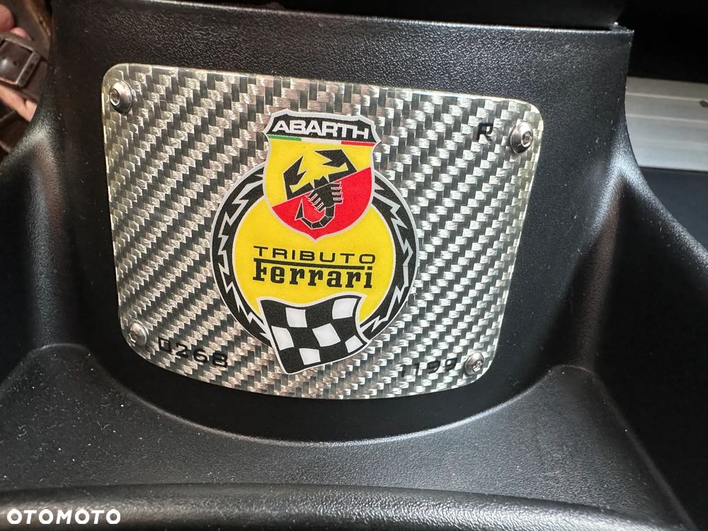 Abarth 695 - 19