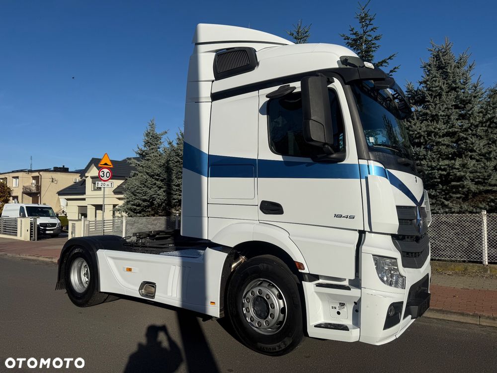 Mercedes-Benz Actros 1845 - 9
