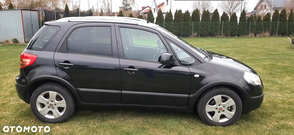 Fiat Sedici 1.6 16V 4x2 Emotion - 5