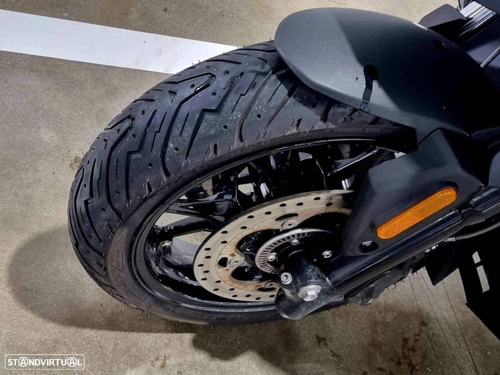 BMW C 400 X 400 X Triple Black - 13