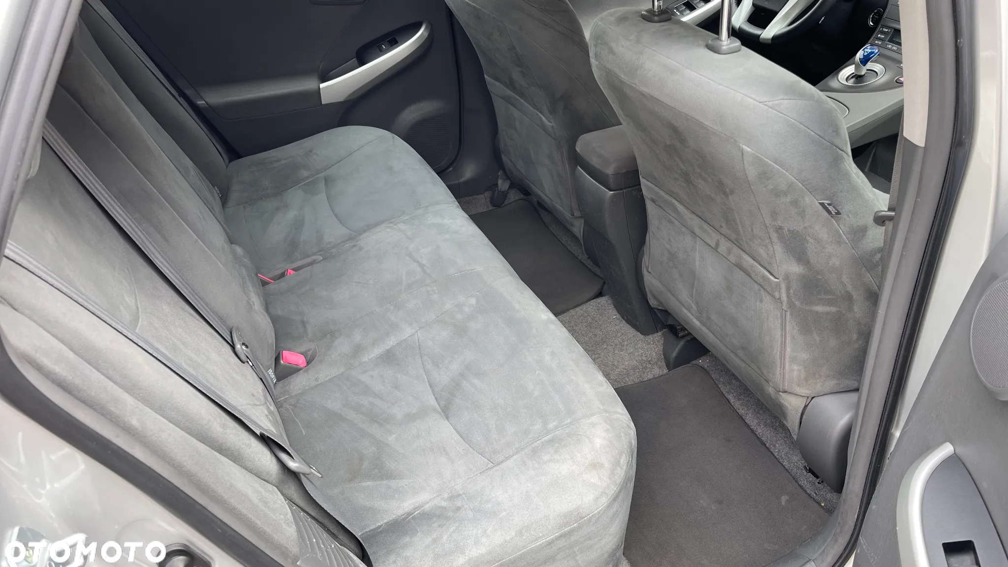Toyota Prius (Hybrid) Executive - 7