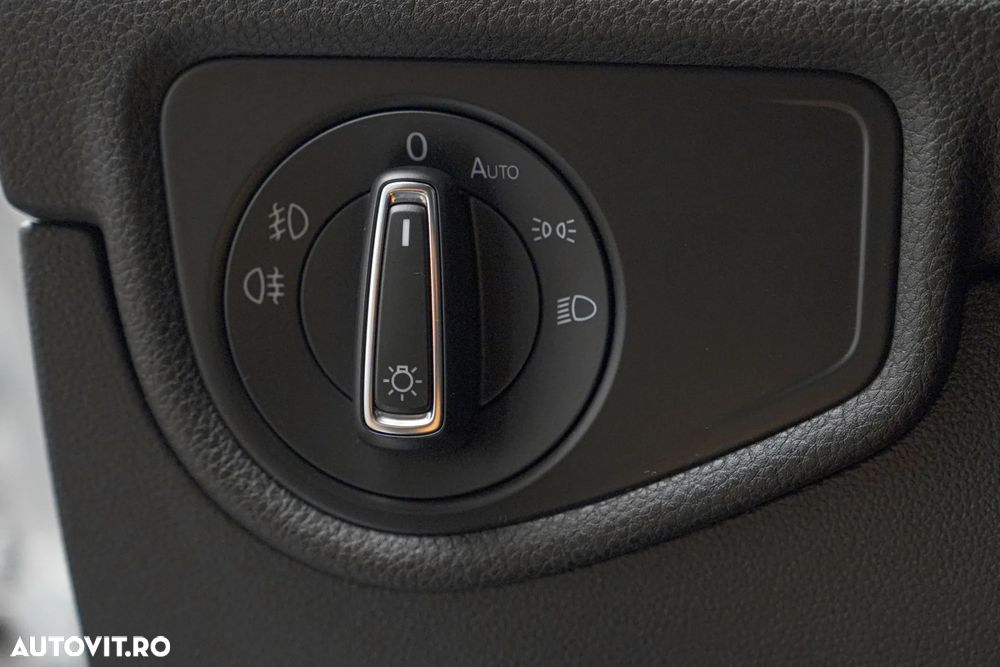 Volkswagen Touran 2.0 TDI EVO DSG Comfortline - 26