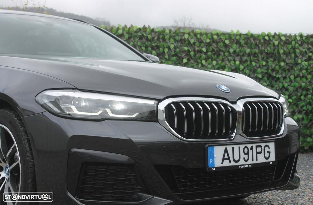 BMW 530 e Pack Desportivo M - 52
