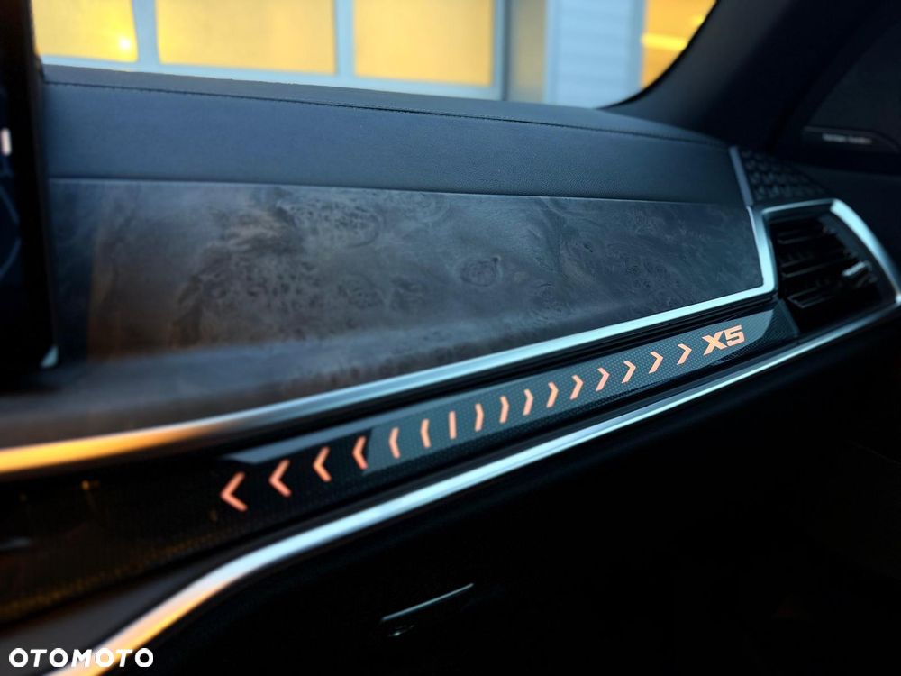 BMW X5 xDrive30d - 28