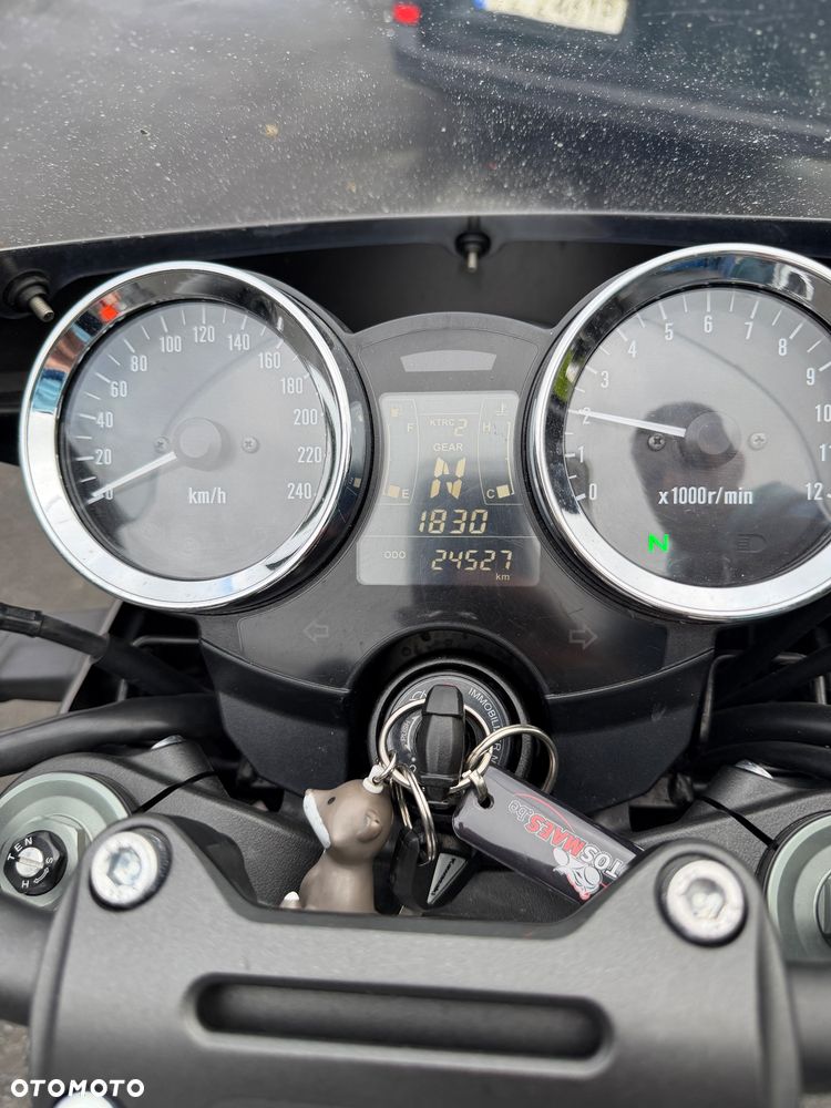 Kawasaki Z 900 RS - 39