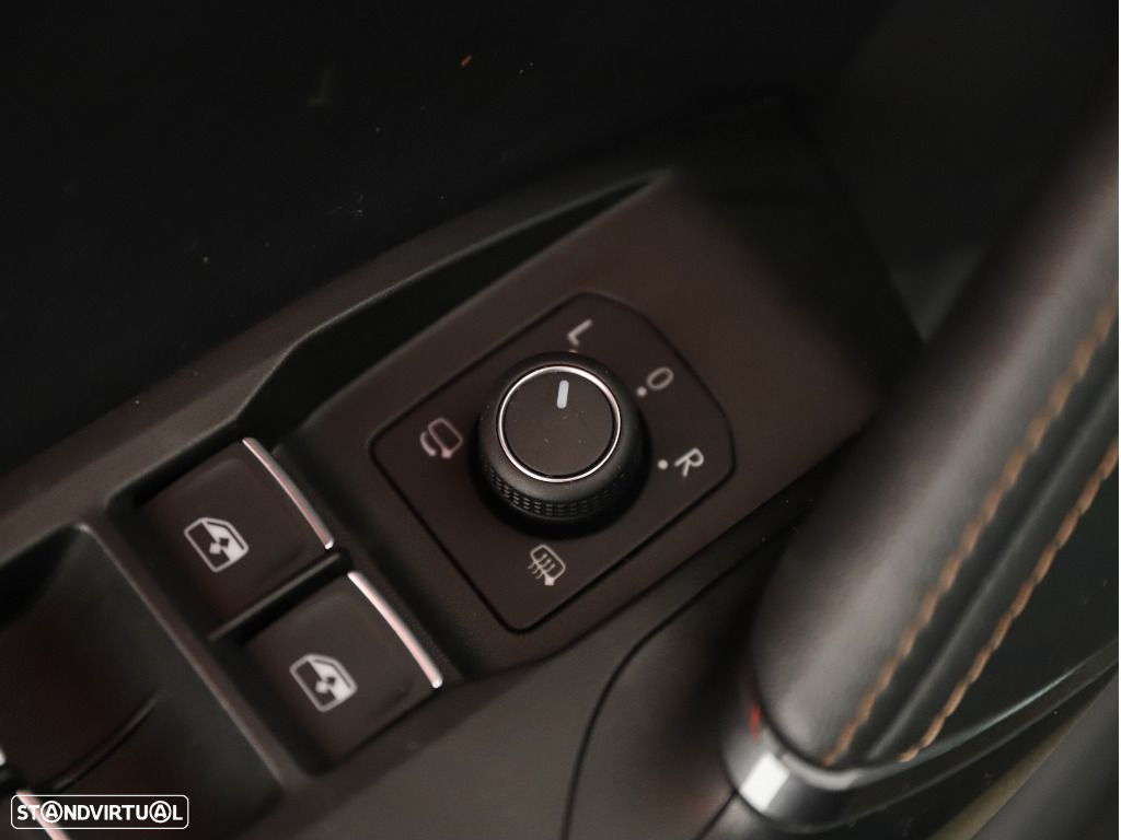 Cupra Formentor 1.4 e-Hybrid DSG - 36