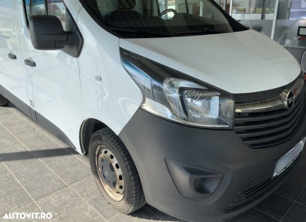 Opel Vivaro - 4