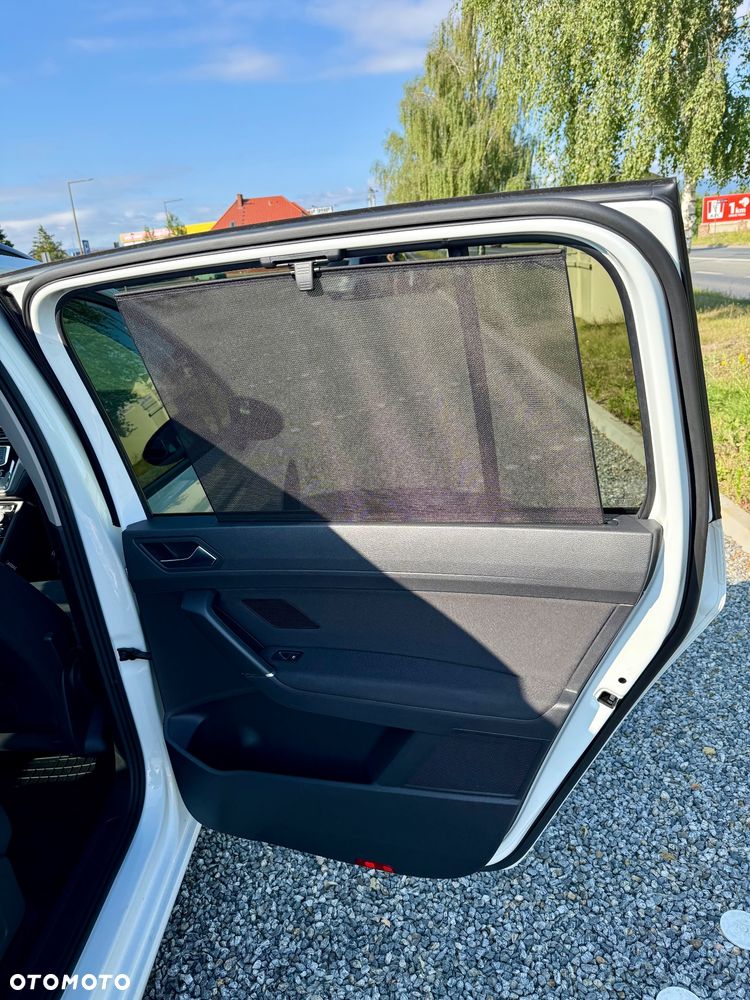 Volkswagen Touran 1.6 TDI SCR (BlueMotion Technology) SOUND - 12