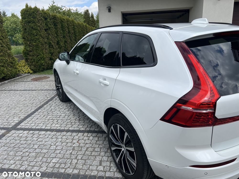 Volvo XC 60 B4 D AWD Plus Dark - 10