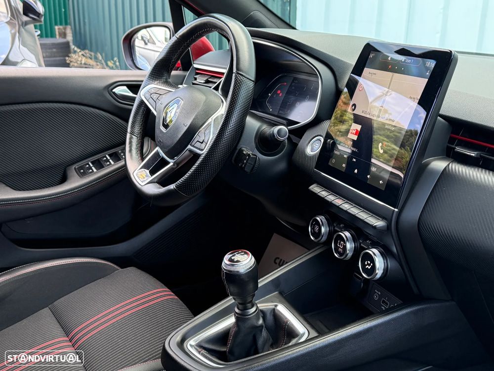 Renault Clio 1.0 TCe RS Line - 25