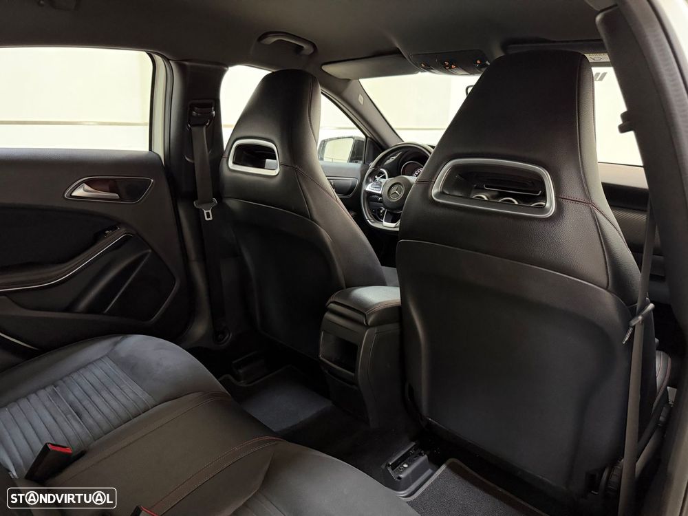 Mercedes-Benz A 180 d AMG Line Aut. - 42