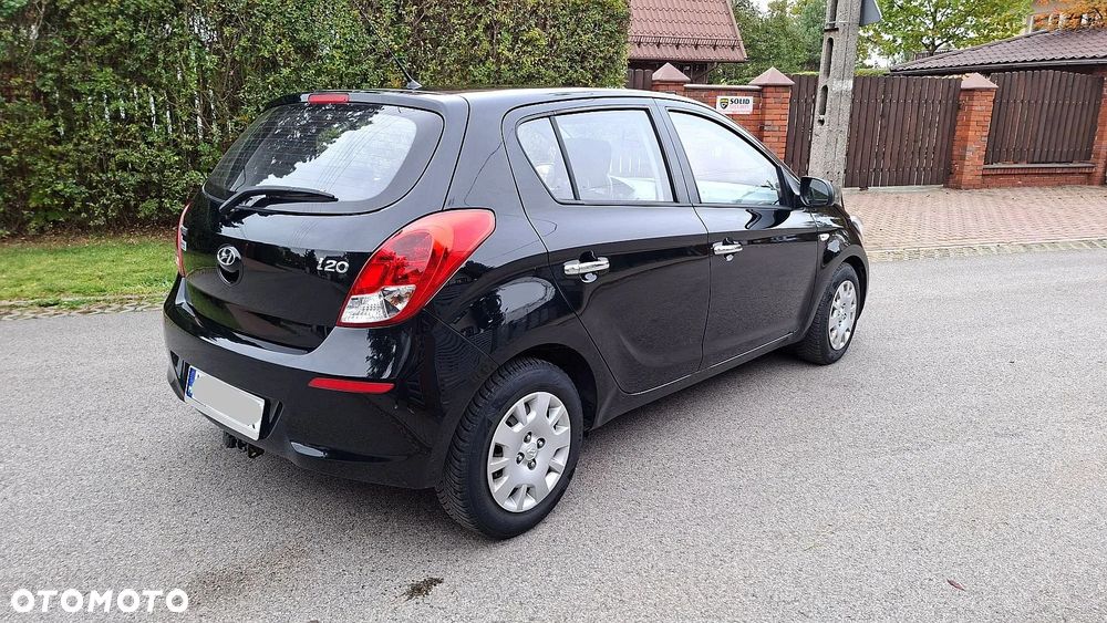 Hyundai i20 1.2 Intro Edition - 16