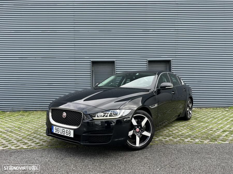 Jaguar XE 2.0 D Prestige Aut. - 32