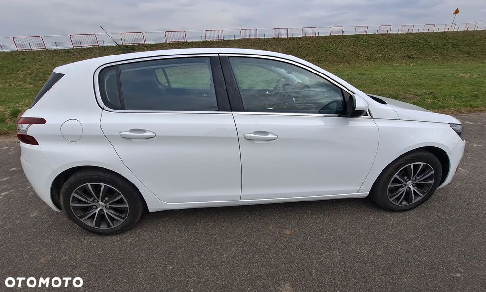 Peugeot 308 PureTech 130 EAT6 Stop & Start Allure - 8