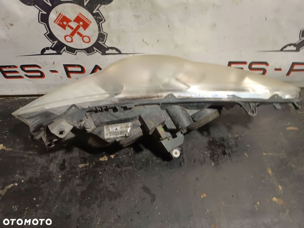 lampa przednia prawa peugeot 307 lift - 2