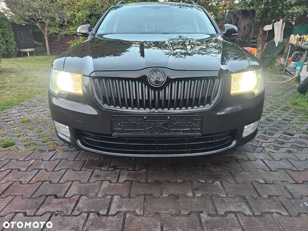 Skoda Superb 2.0 TDI Exclusive - 7