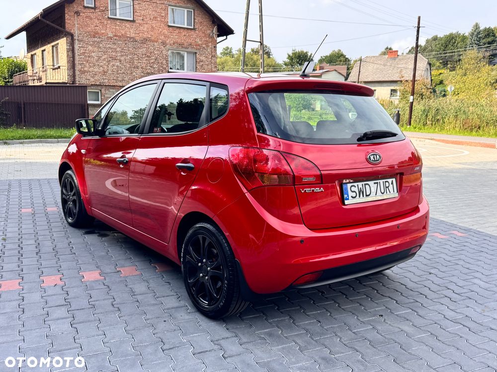 Kia Venga 1.4 L - 5