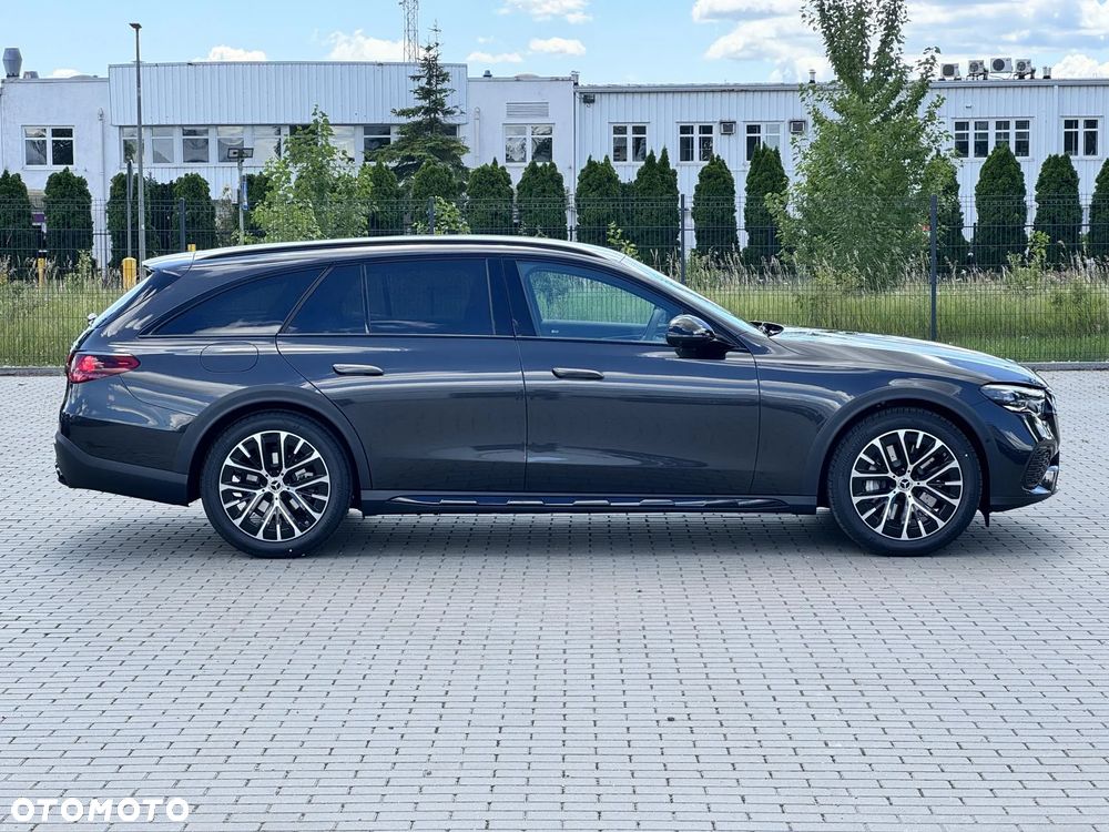 Mercedes-Benz Klasa E 220 d mHEV 4-Matic All-Terrain Avantgarde 9G-Tronic - 7