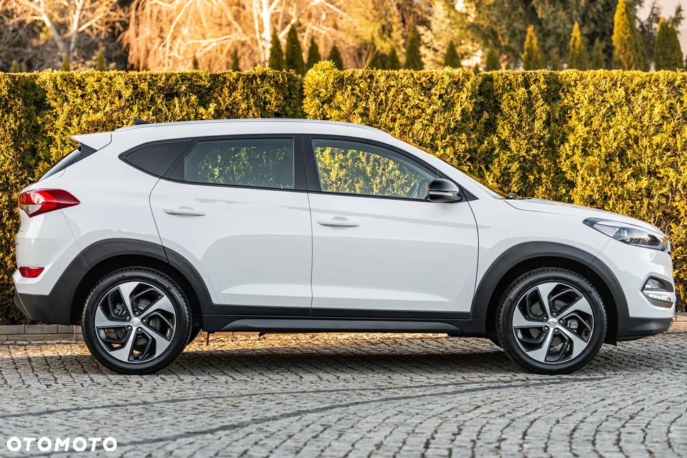 Hyundai Tucson blue 1.7 CRDi 2WD Style - 19