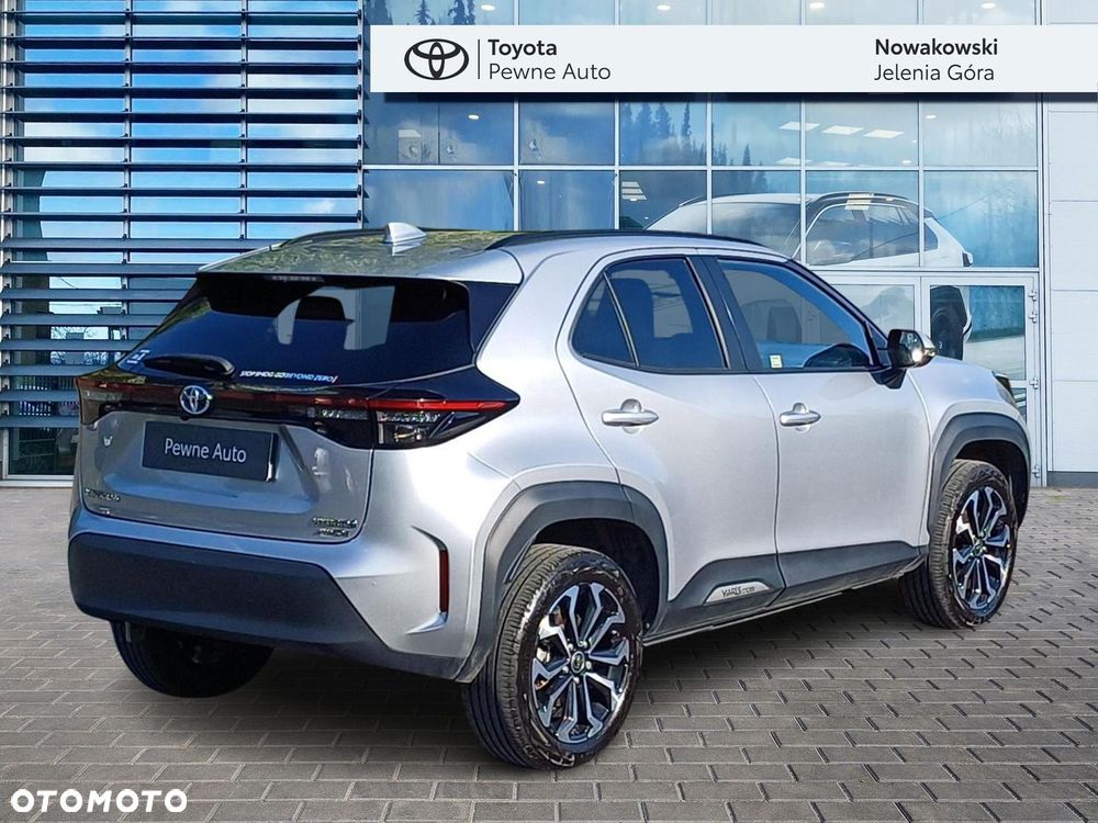 Toyota Yaris Cross Hybrid 1.5 Comfort 4x4 - 2