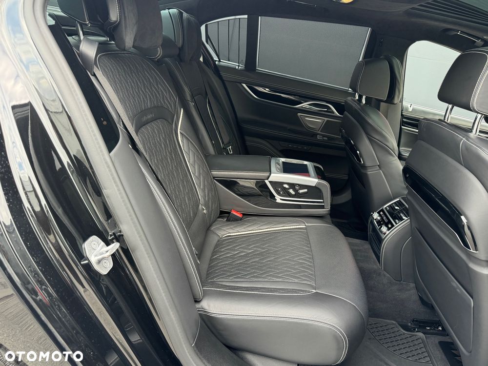 BMW Seria 7 750d xDrive - 14