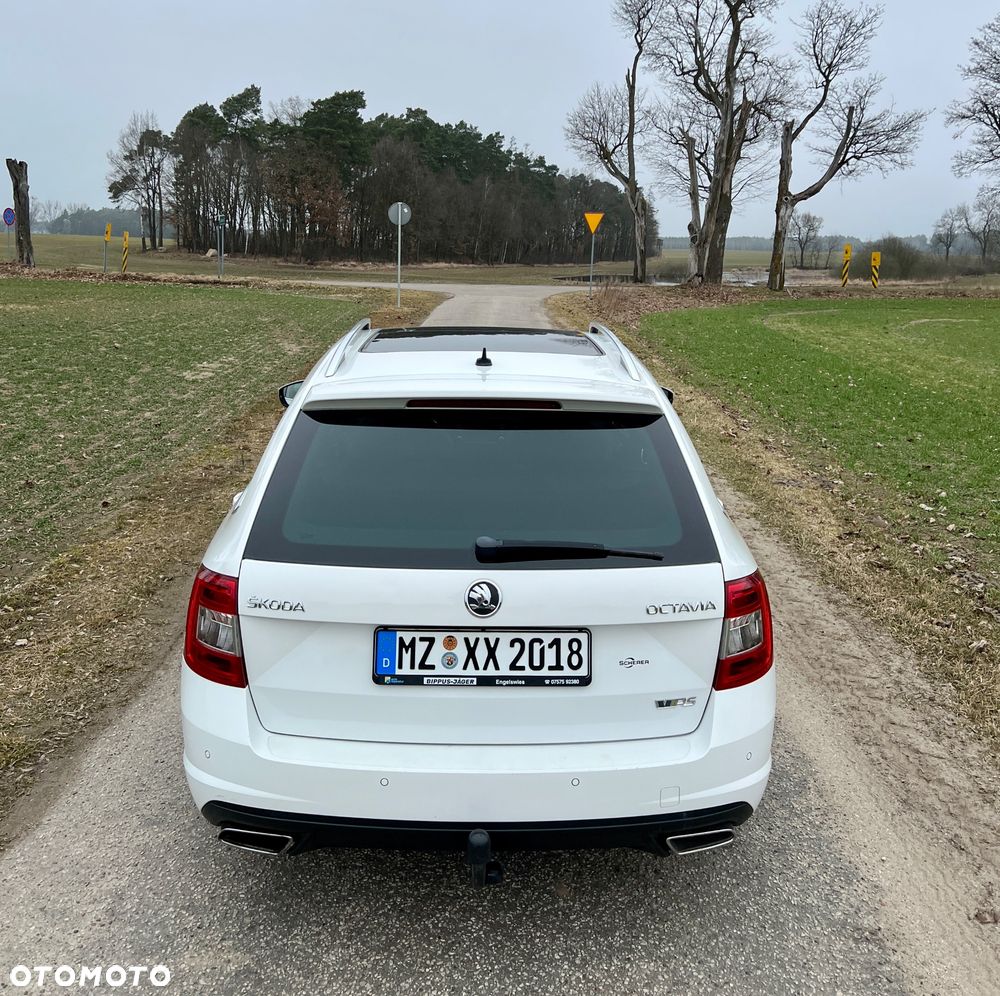 Skoda Octavia 2.0 TDI (Green tec) RS - 6