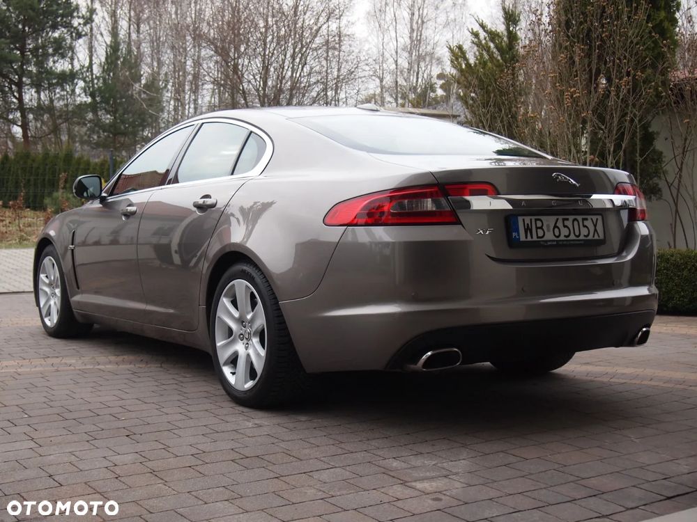 Jaguar XF 3.0 V6 D Premium Luxury - 1