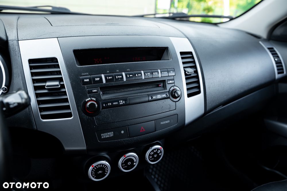 Citroën C-Crosser 2.2 HDi Exclusive - 26