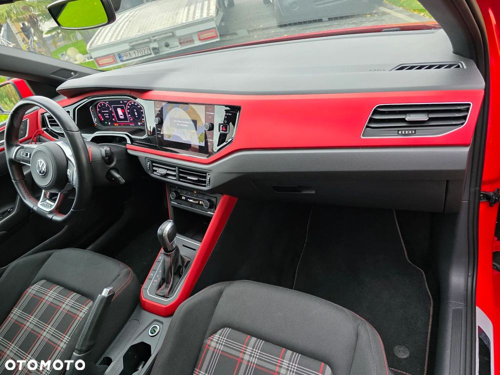 Volkswagen Polo 2.0 TSI OPF DSG GTI - 28