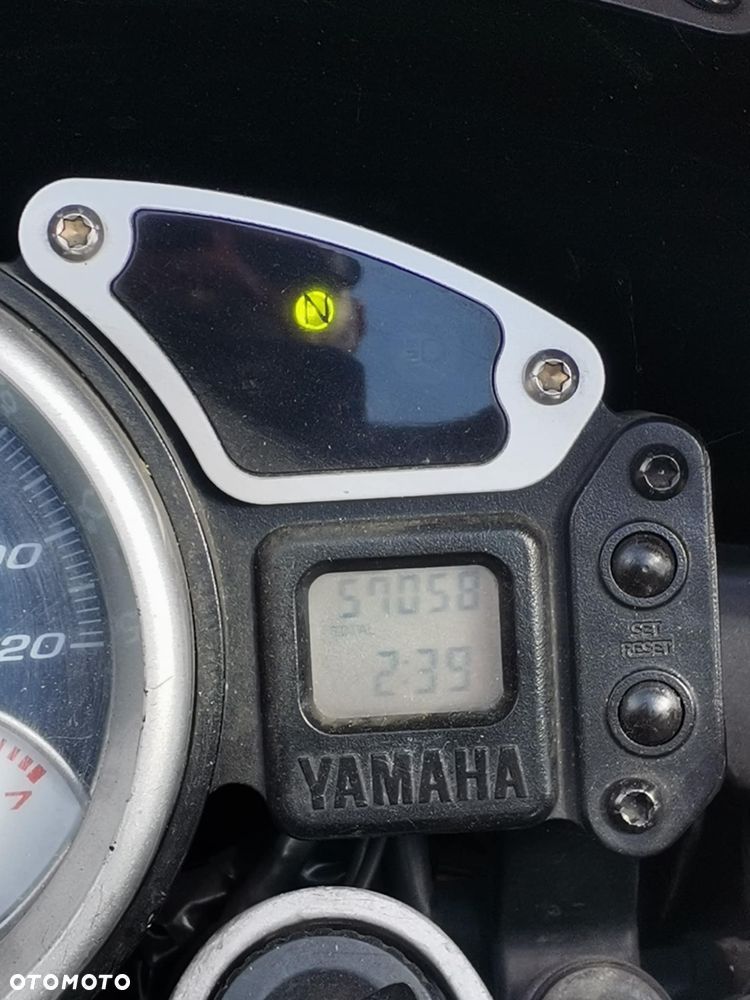 Yamaha BT - 10