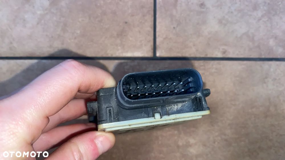 BMW G30 G11 G05 CZUJNIK RADAROWY BLISKIEGO ZASIĘGU 6899503 - 3