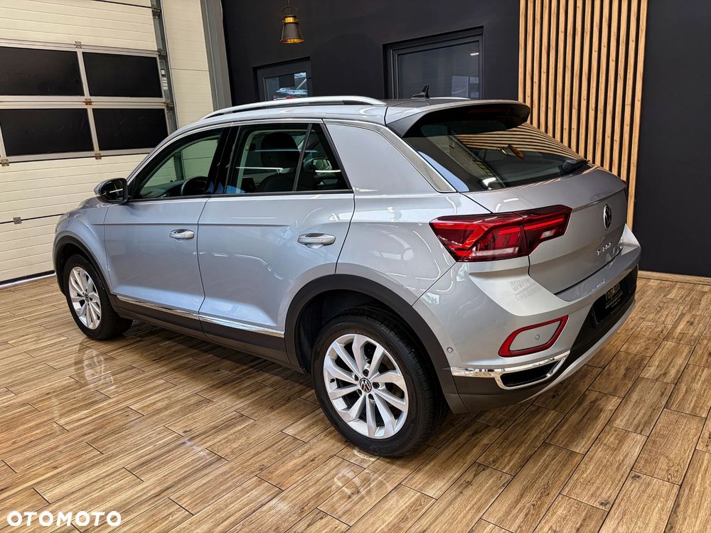 Volkswagen T-Roc - 10