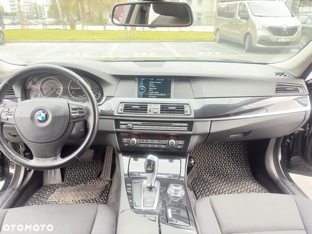 BMW Seria 5 520d - 4