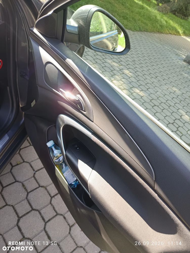 Opel Insignia - 11