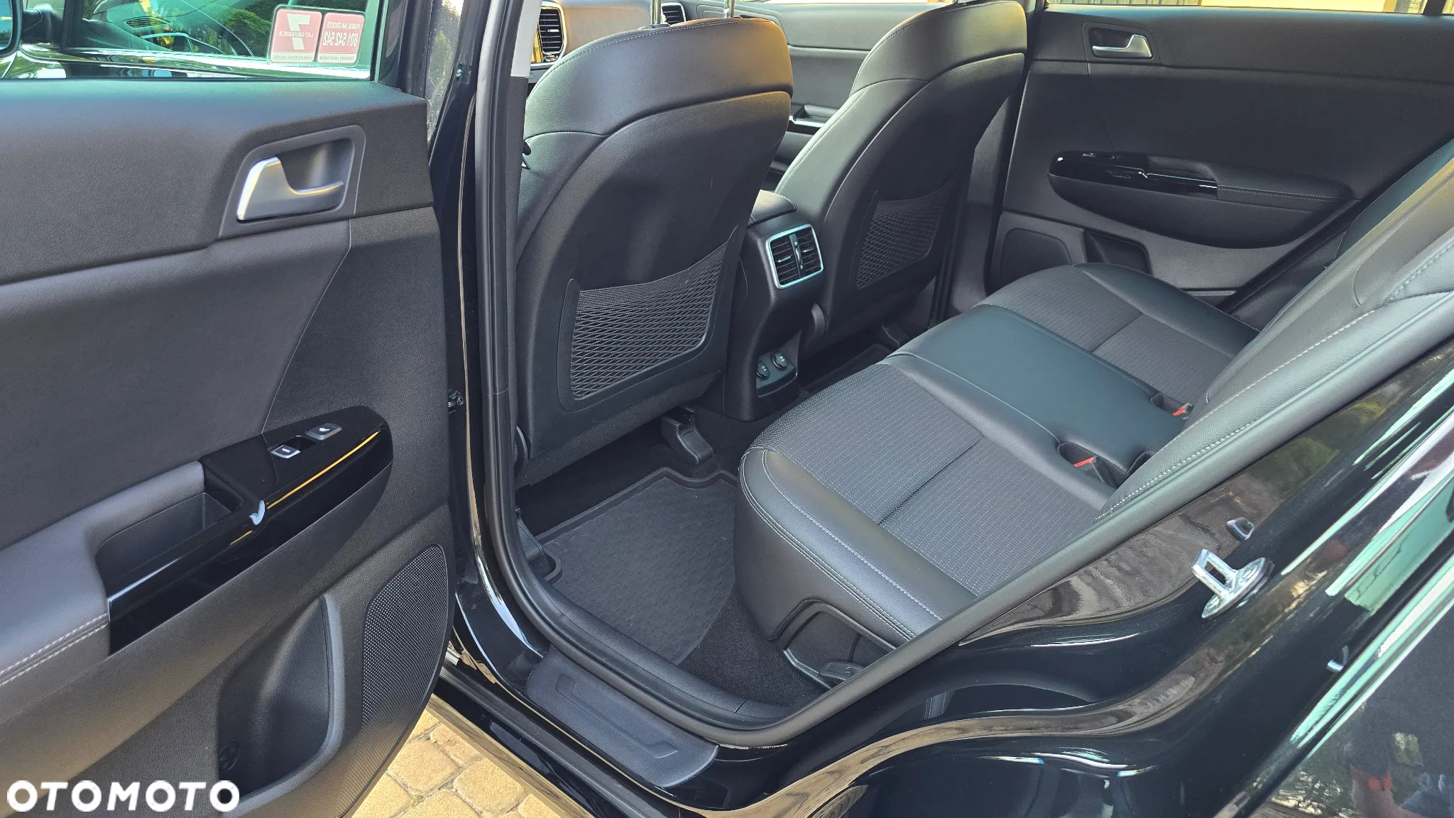 Kia Sportage 1.6 T-GDI Black Edition 2WD - 16