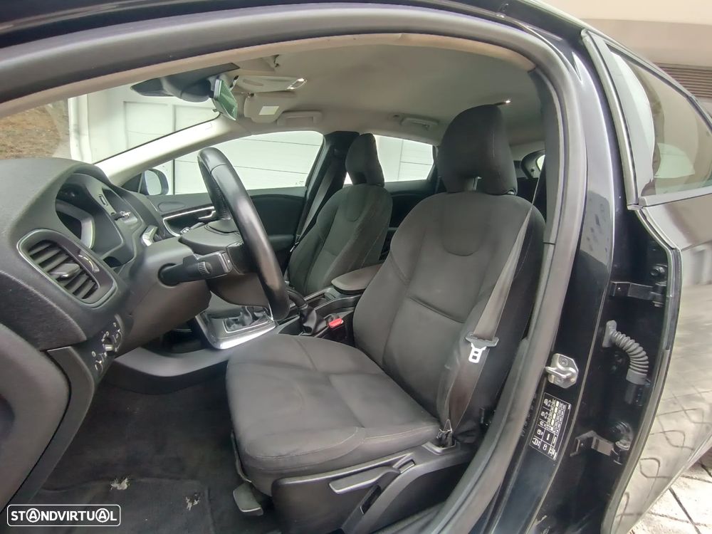 Volvo V40 1.6 D2 Momentum - 13